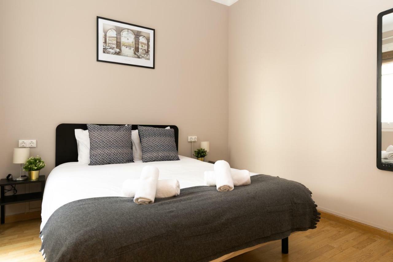 Key Barcelona Housing Lägenhet Exteriör bild
