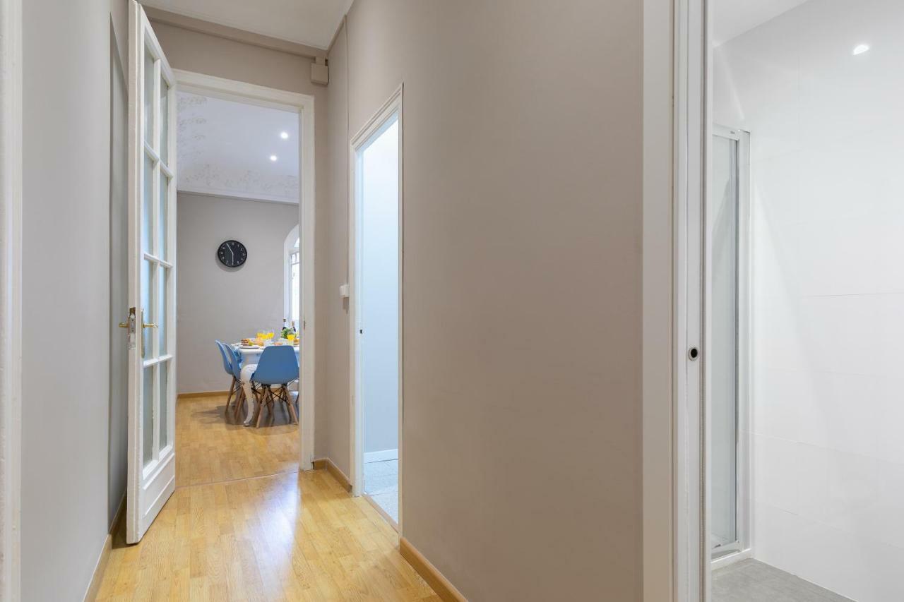 Key Barcelona Housing Lägenhet Rum bild